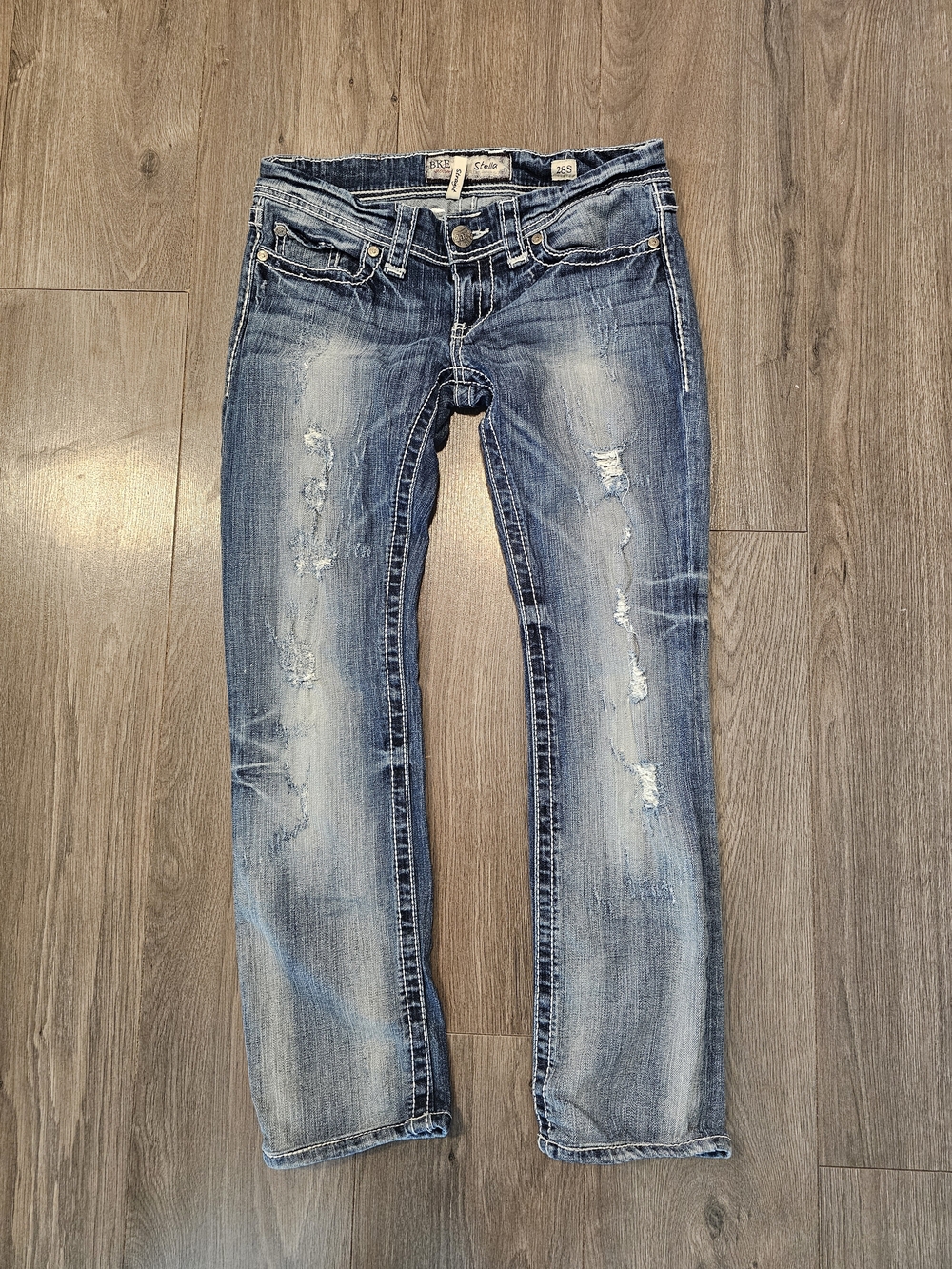 BKE Women's Distressed Straight-Leg Jeans in Light Blue Wash